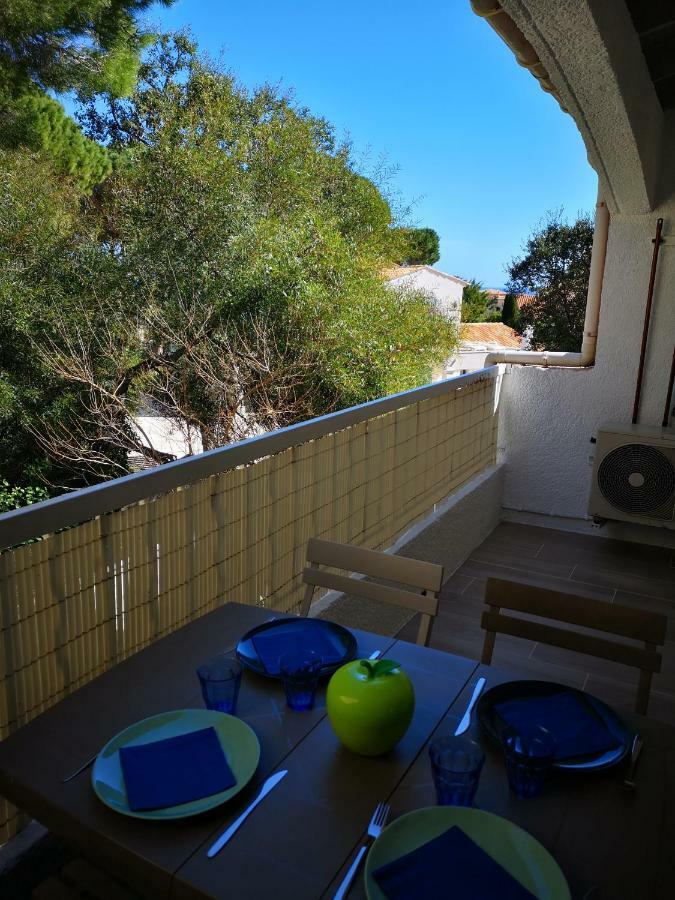 Appartement Sainte-Maxime, Plage De La Nartelle Zewnętrze zdjęcie