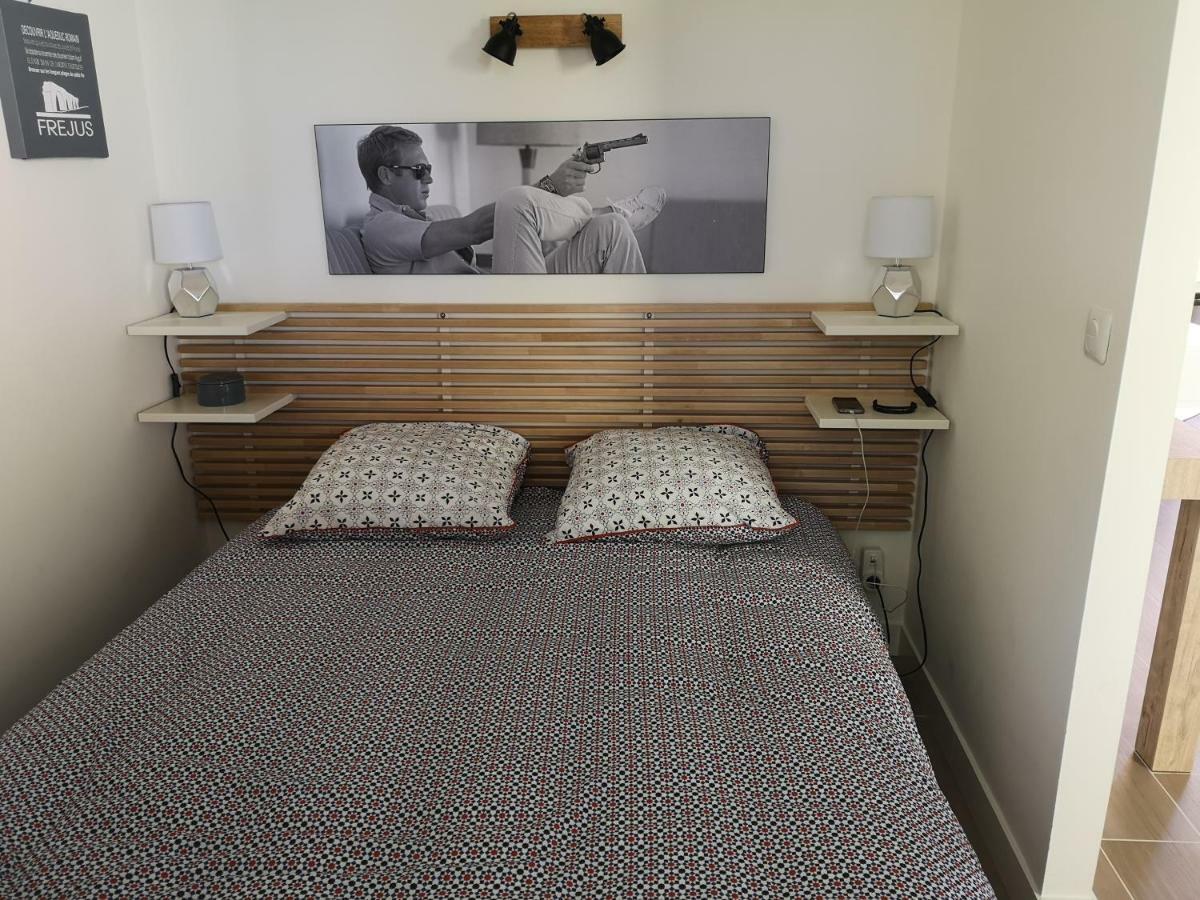 Appartement Sainte-Maxime, Plage De La Nartelle Zewnętrze zdjęcie