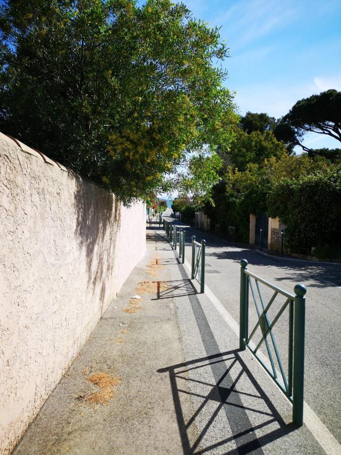 Appartement Sainte-Maxime, Plage De La Nartelle Zewnętrze zdjęcie